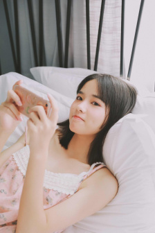 语文课代表做我腿上写作业